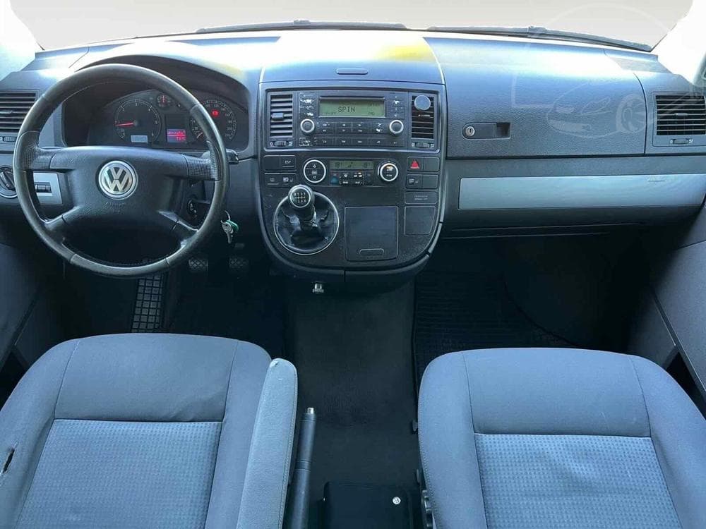 2005 Volkswagen MULTIVAN - 19