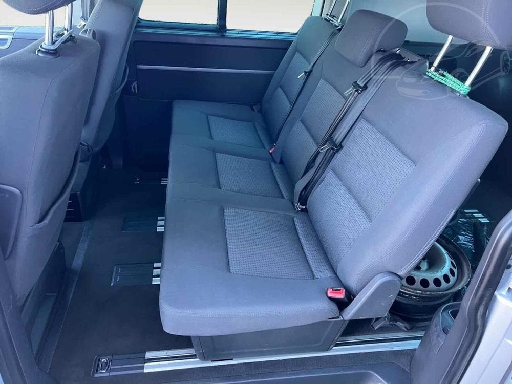 2005 Volkswagen MULTIVAN - 25