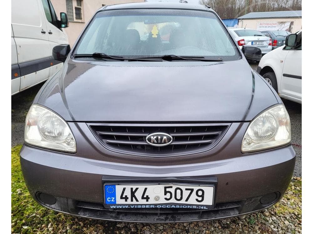 2006 Kia CARENS