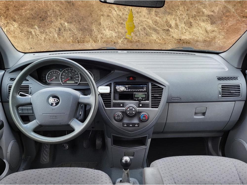 2006 Kia CARENS - 5