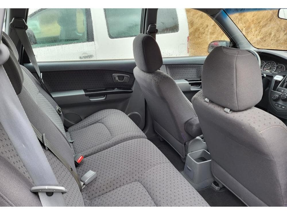 2006 Kia CARENS - 8