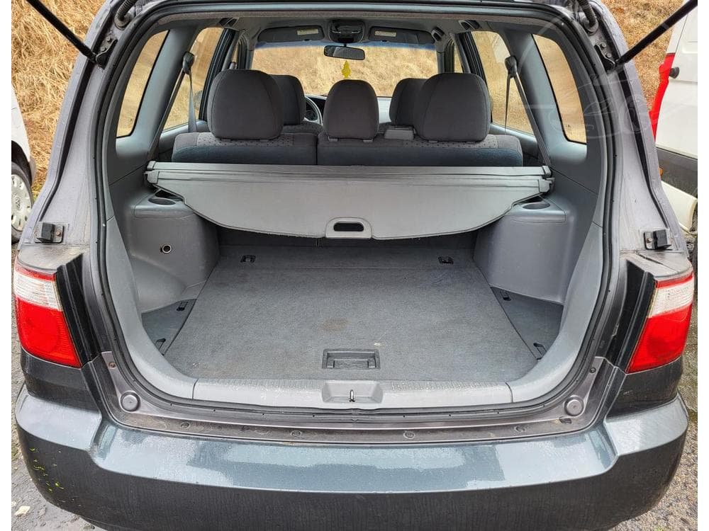 2006 Kia CARENS - 10