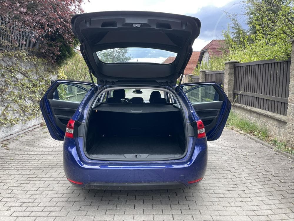 2018 Peugeot 308 - 10