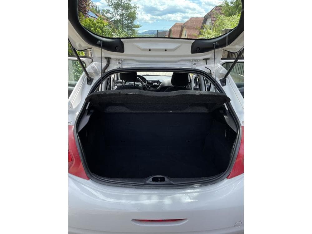 2014 Peugeot 208 - 10