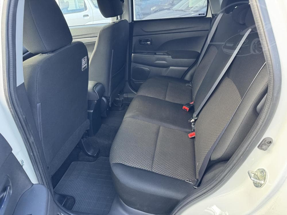 2017 Mitsubishi Asx - 8