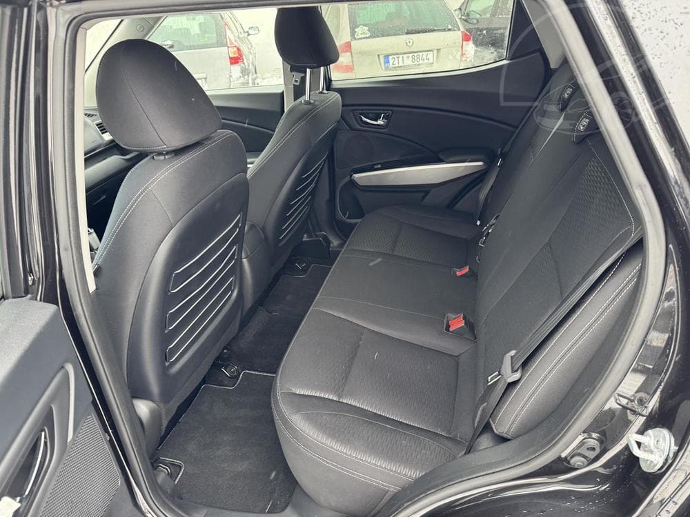 2015 SsangYong Tivoli - 9