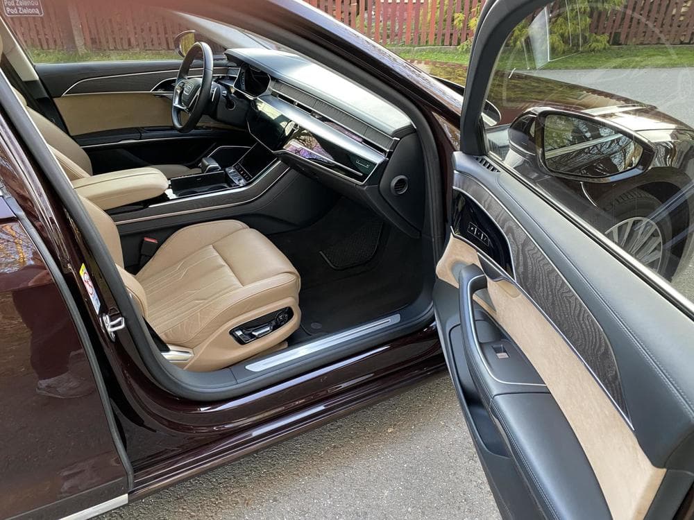 2018 Audi A8 - 25