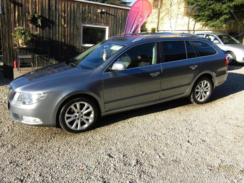 2010 Ford S-MAX - 2