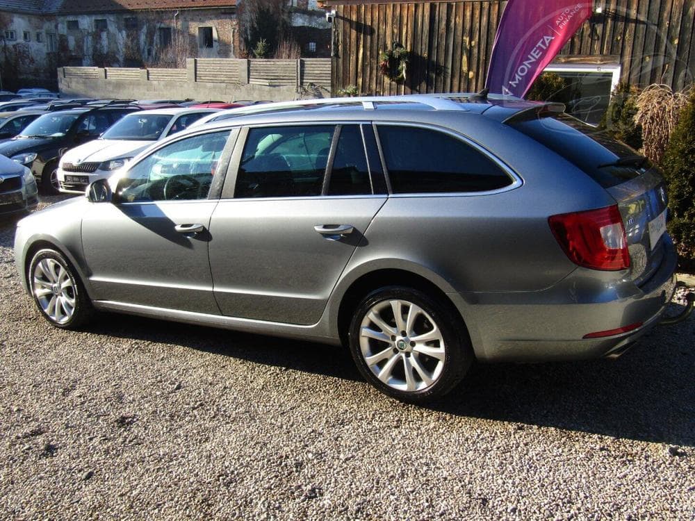 2010 Ford S-MAX - 4