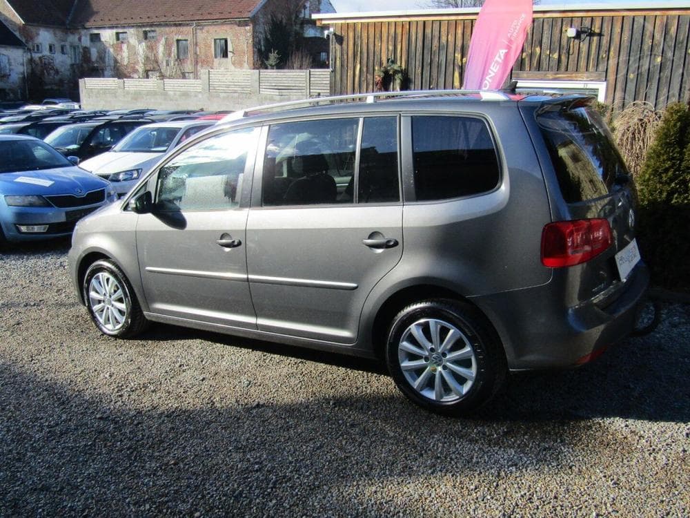 2011 Volkswagen Touran - 7