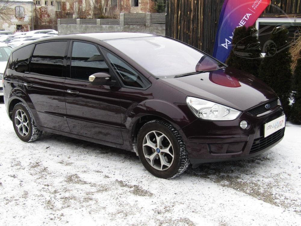 2009 Ford S-Max - 13