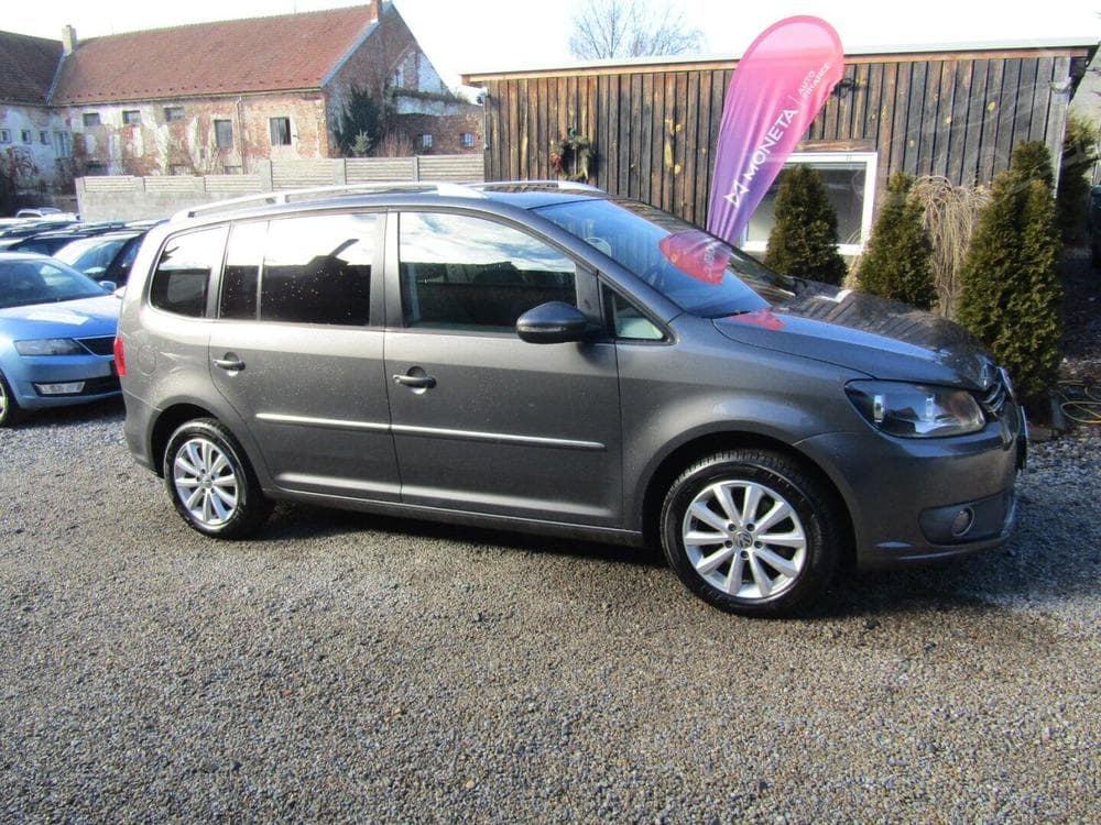 2011 Volkswagen Touran - 15