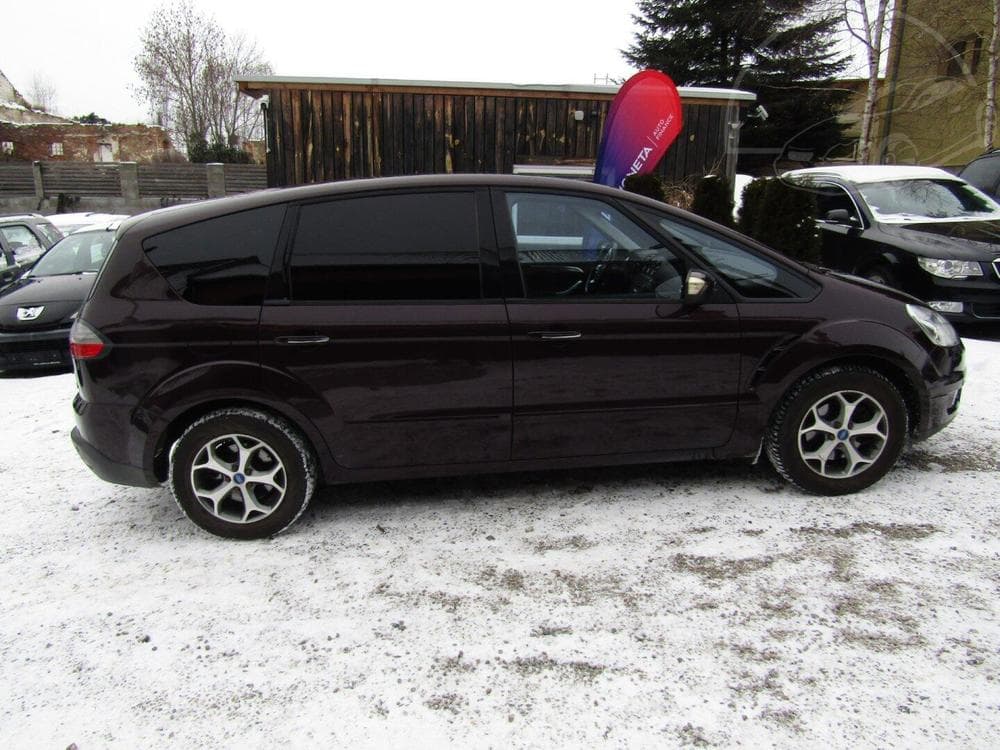 2009 Ford S-Max - 17
