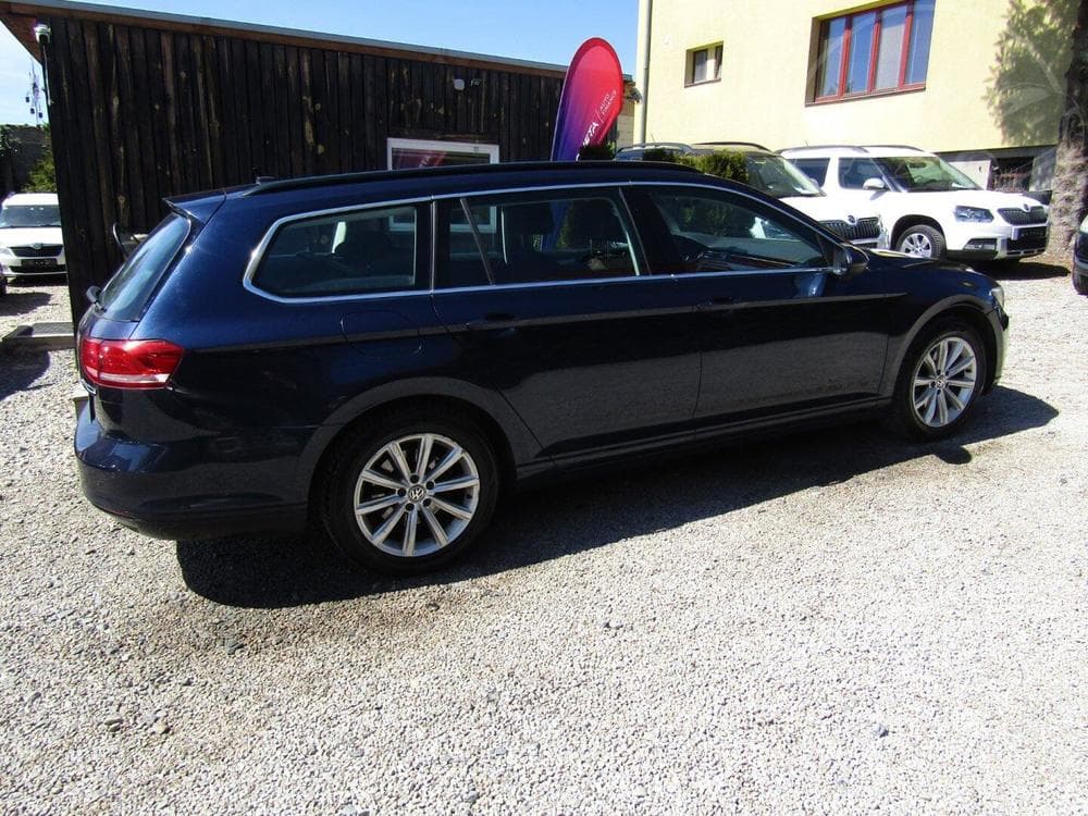 2015 Volkswagen PASSAT - 10