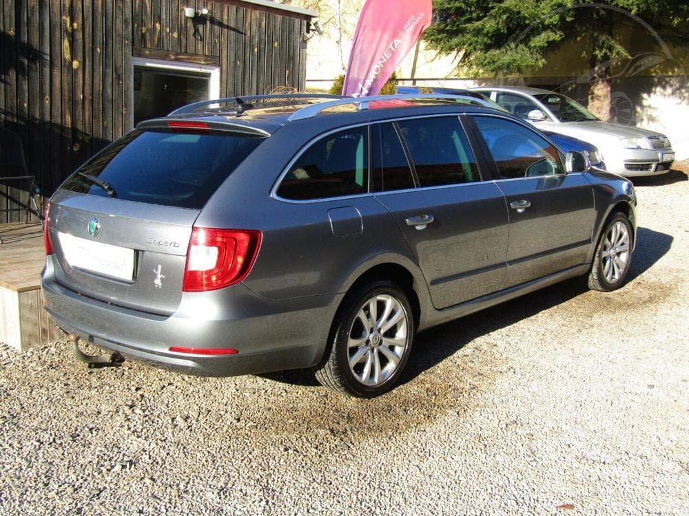 2010 Ford S-MAX - 11