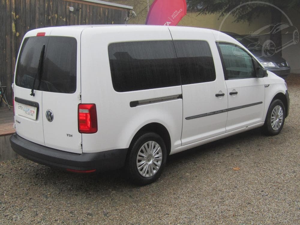 2016 Volkswagen Caddy - 11