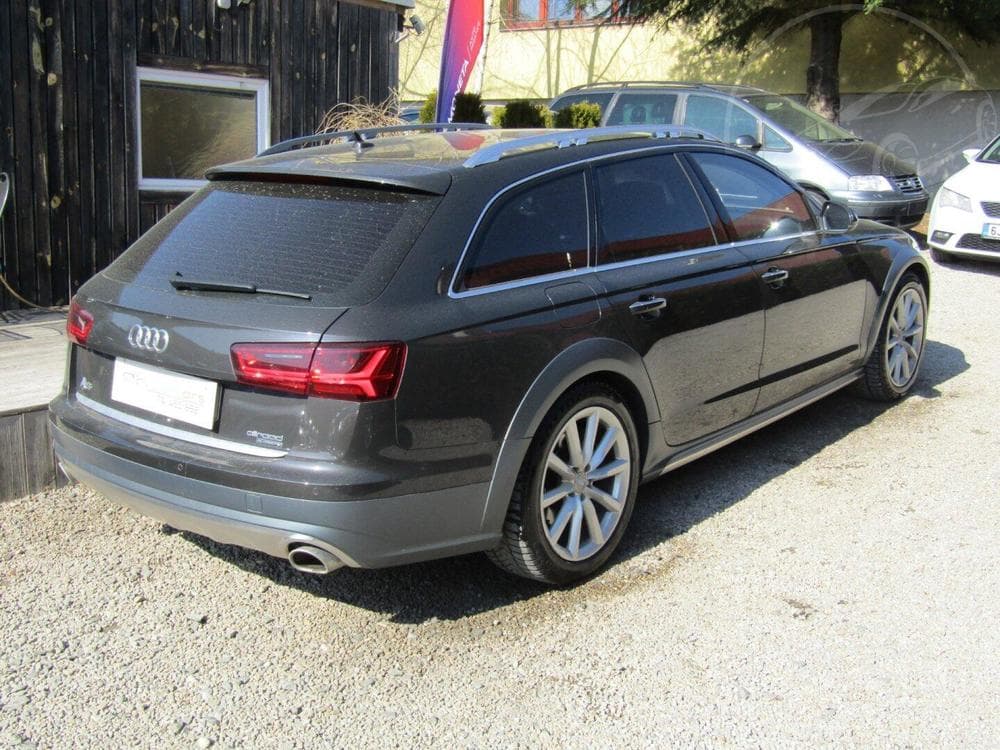 2008 Volkswagen TOUAREG - 11