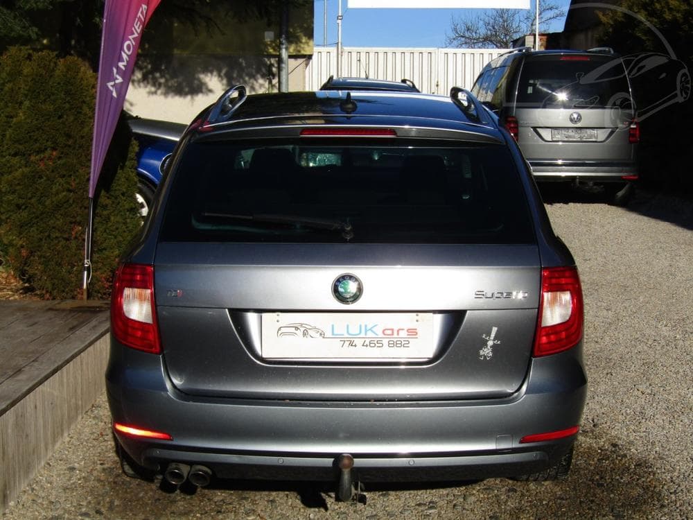2010 Ford S-MAX - 12