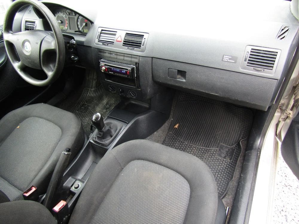 2004 Škoda FABIA - 25