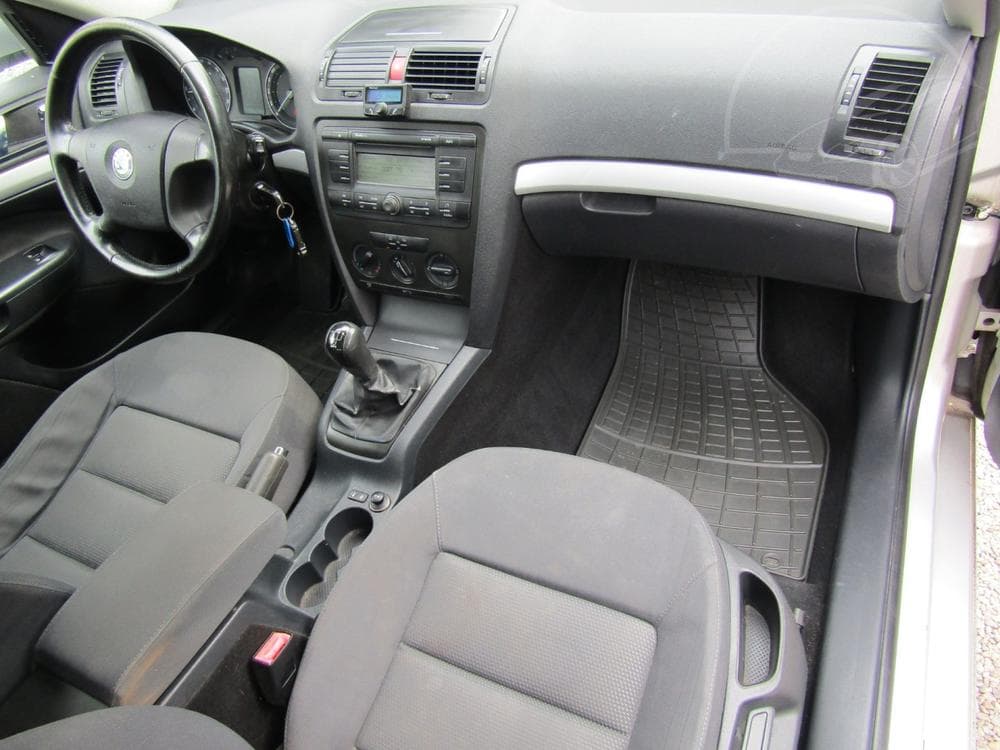 2008 Škoda FABIA - 27