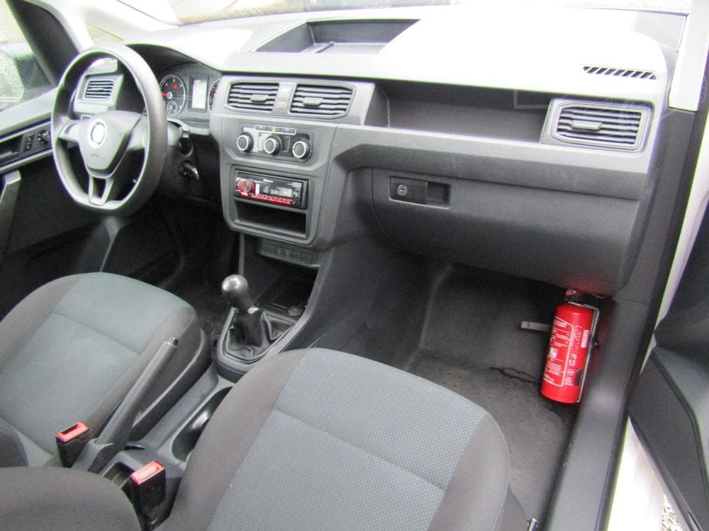 2016 Volkswagen Caddy - 14