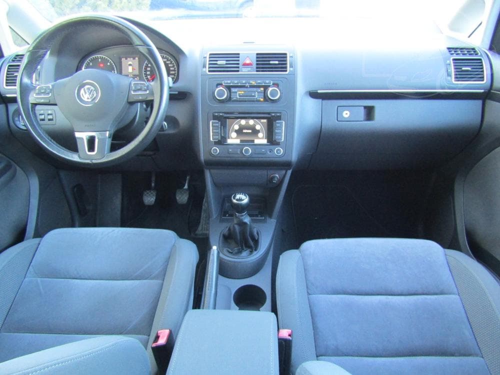 2011 Volkswagen Touran - 29