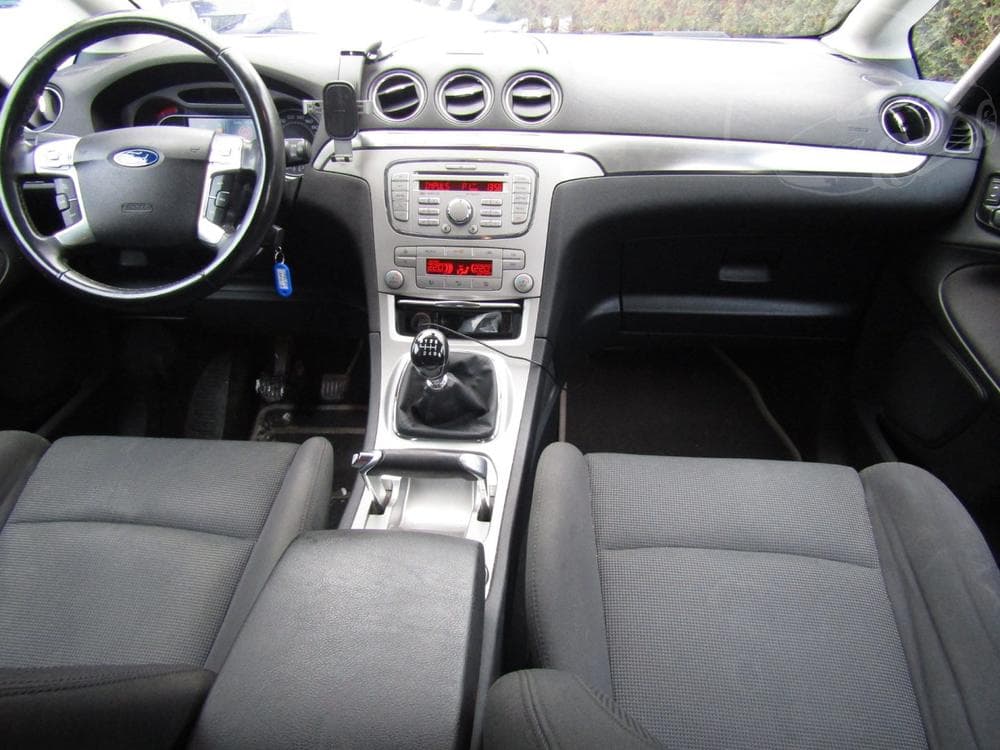 2009 Ford S-Max - 29