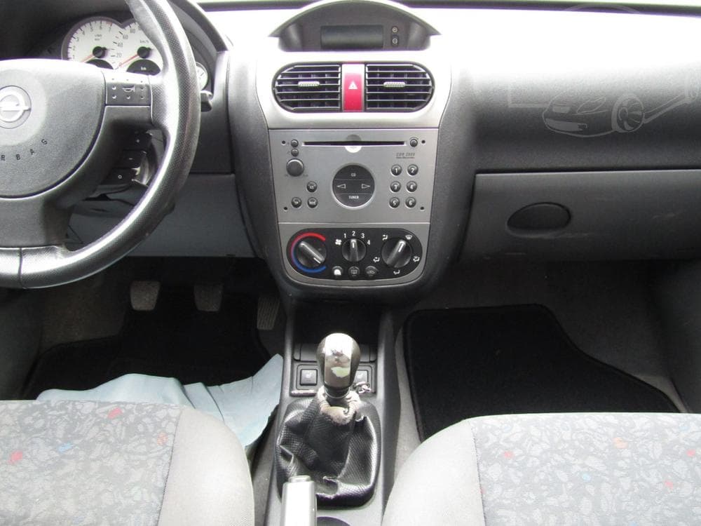 2002 Opel Corsa - 17