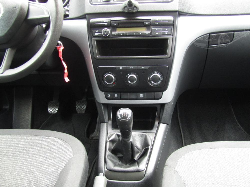 2022 Škoda FABIA - 17