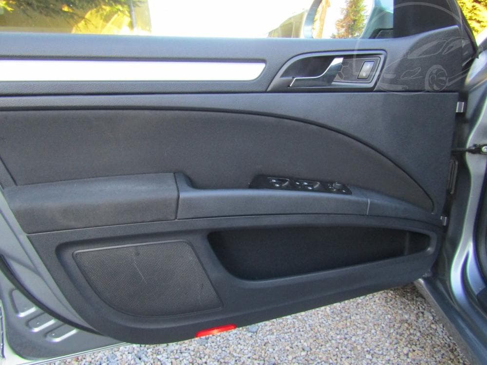 2010 Ford S-MAX - 18