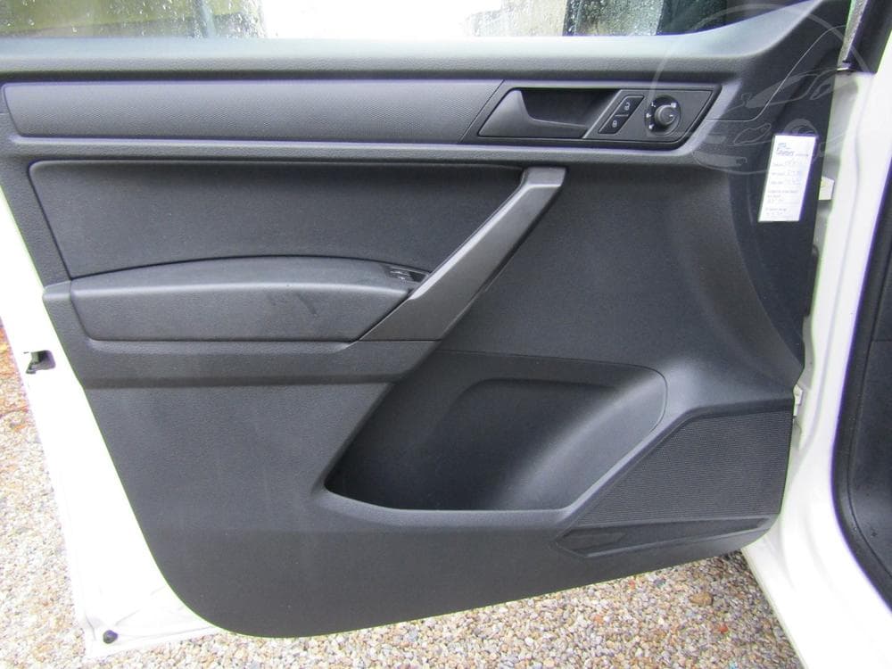 2016 Volkswagen Caddy - 18