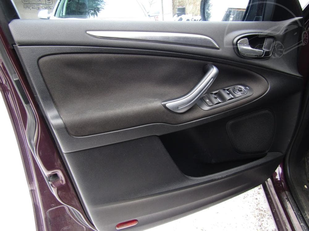 2009 Ford S-Max - 35