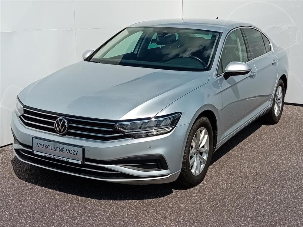 Volkswagen Passat 1,5 TSi 110 kW BUSINESS  B8 FL