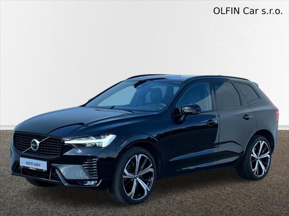 Volvo XC60 2,0 AWD R-DESIGN  REZERVACE B5