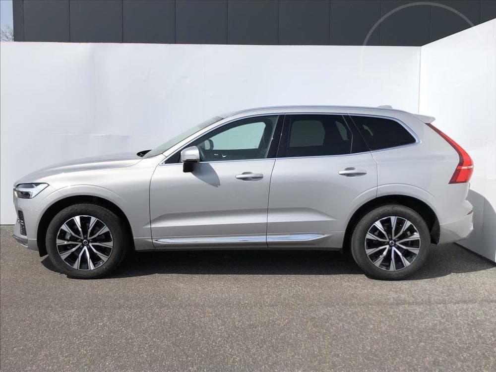2022 Volvo Xc60 - 3