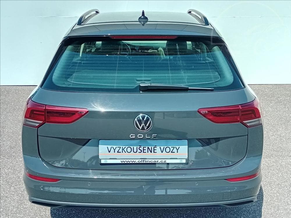 2022 Volkswagen Golf - 8