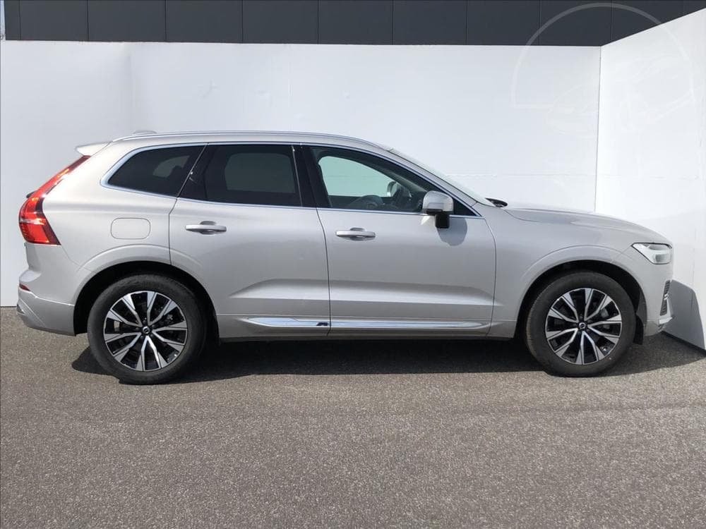 2022 Volvo Xc60 - 9