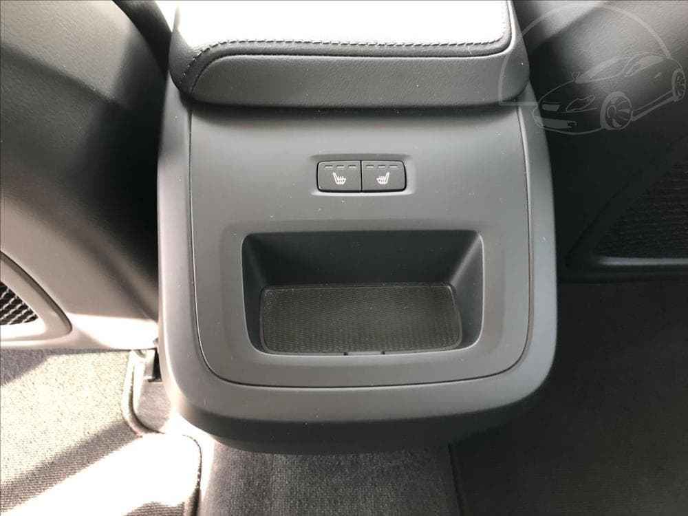 2022 Volvo Xc60 - 14