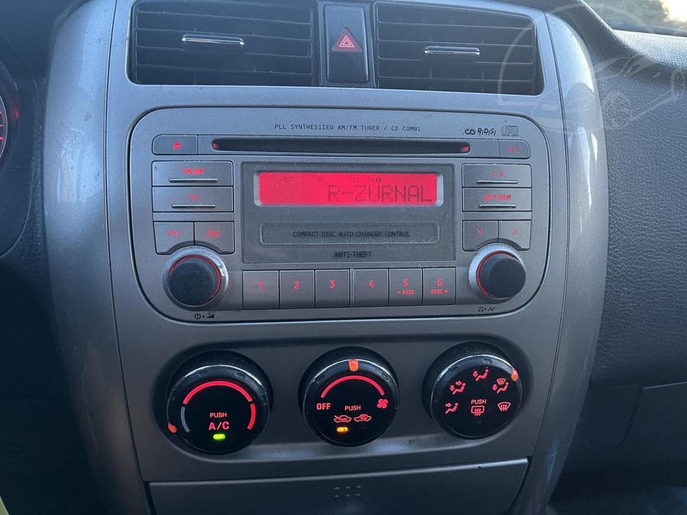 2007 Suzuki LIANA - 11