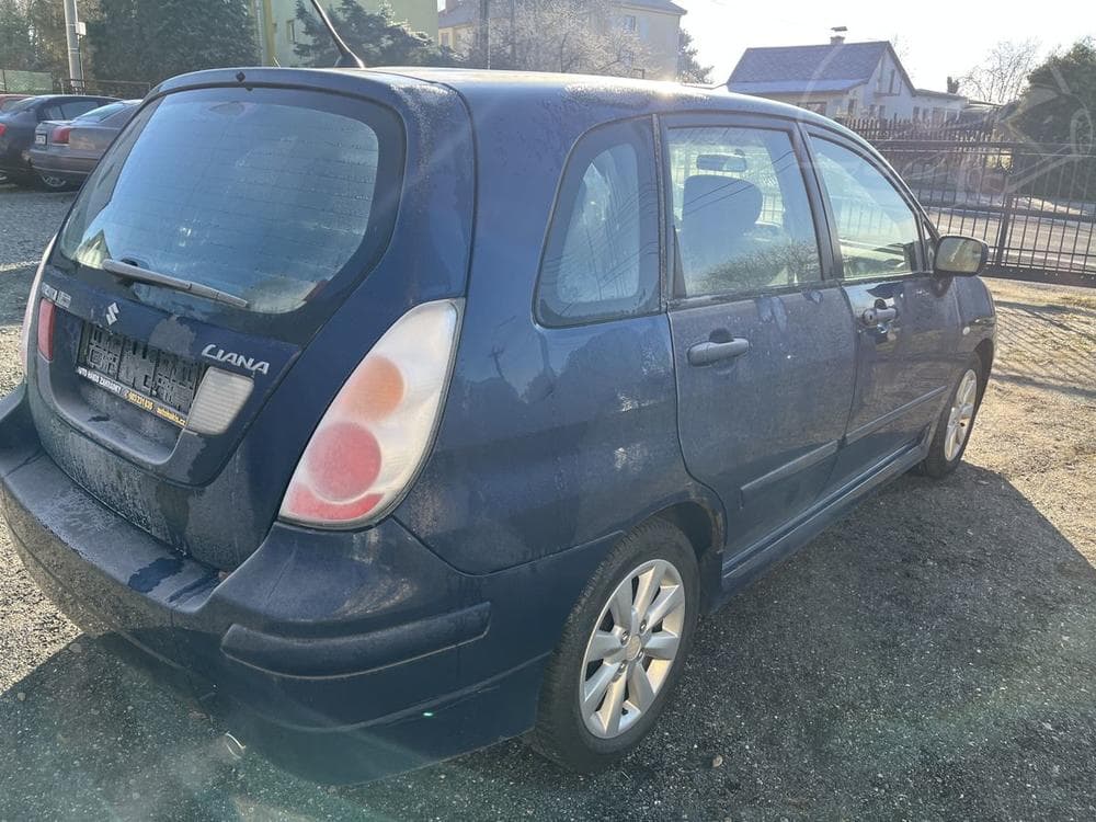 2005 Suzuki LIANA - 9