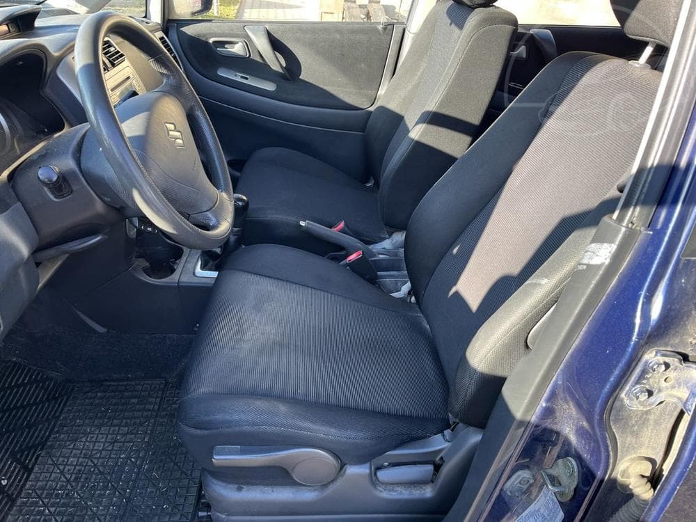 2005 Suzuki LIANA - 17
