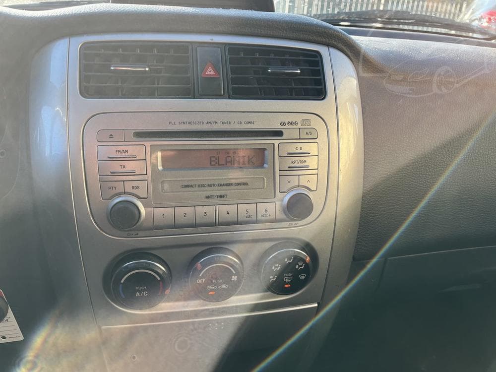 2005 Suzuki LIANA - 21