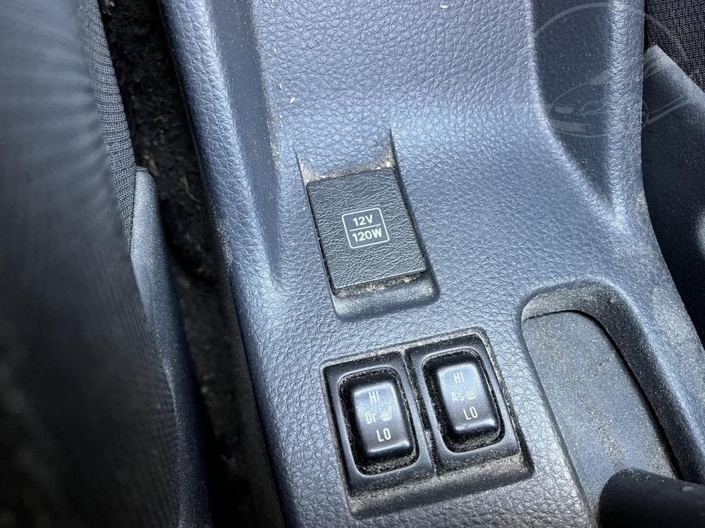 2005 Suzuki LIANA - 23