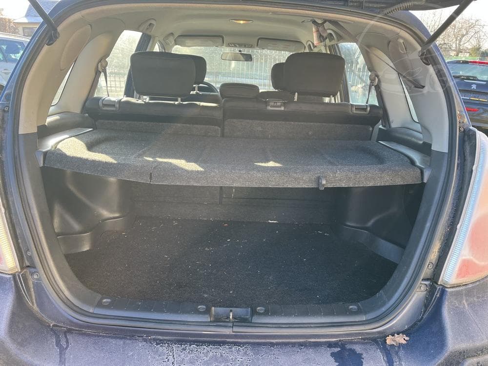 2005 Suzuki LIANA - 27