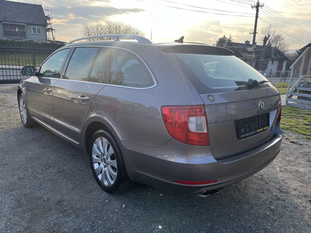 2010 Škoda SUPERB - 3