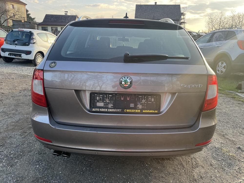 2010 Škoda SUPERB - 4