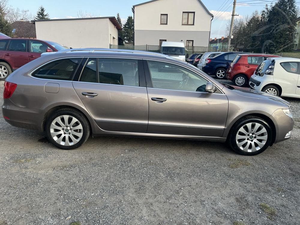 2010 Škoda SUPERB - 6