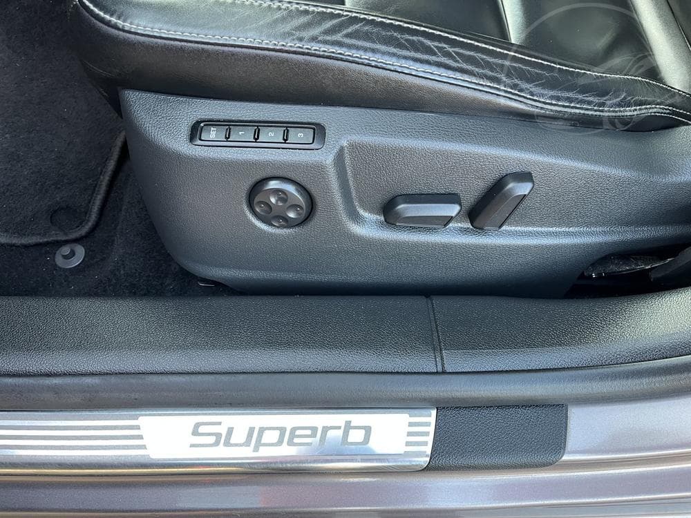 2010 Škoda SUPERB - 11