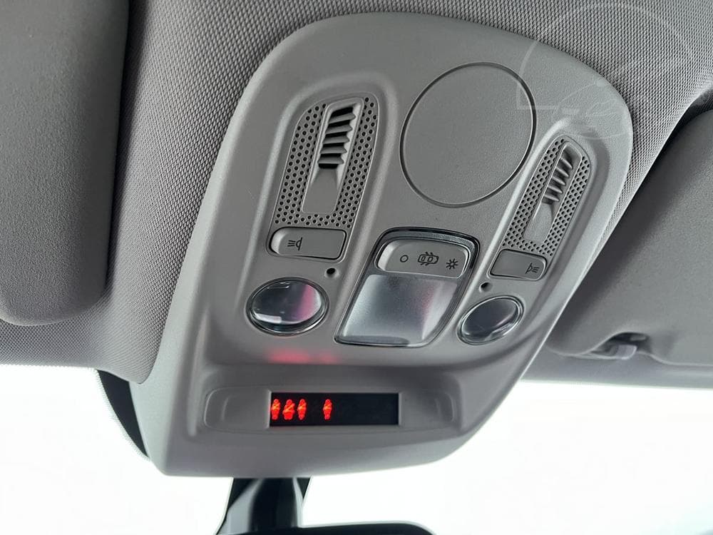 2015 Citroen C4 - 15