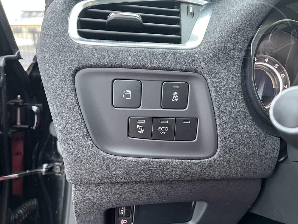 2015 Citroen C4 - 16